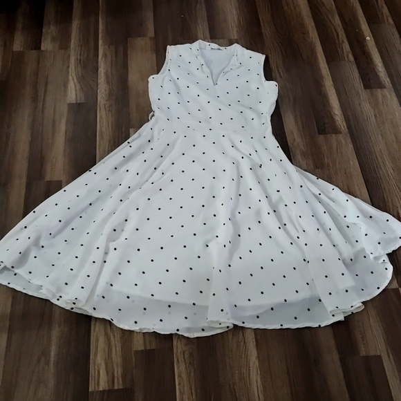 Tokyo Talkies Black White Retro Polka Dot Dress Size Medium. Light and F… - Picture 2 of 4